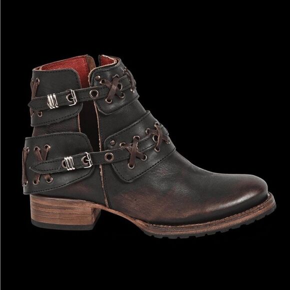 Freebird Dublin Boot Distressed Black Size 9
B28 - Picture 2 of 8